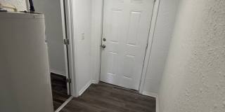 Recently Remodeled 2 bedroom 1 bathroom home Recently Remodeled 2 bedroom 1 bathroom home Gallery 9