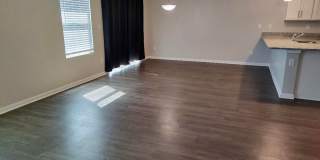 Excellent 3 Bedroom 2 Bath House for Rent. Best Part of Town near Everything! Gallery 7