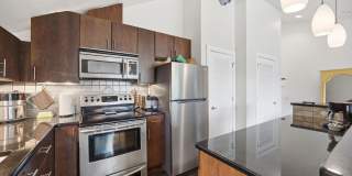 261 S Limestone Gallery 32