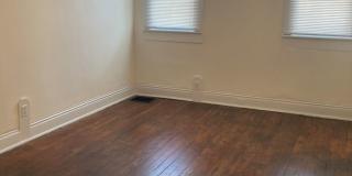 Two bedroom House For Rent S. Floyd Street Gallery 6