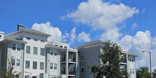 Lola Apartments Gallery 6