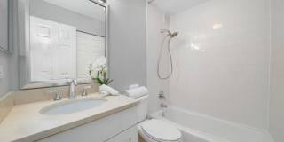 2131 N Larrabee St Gallery 2