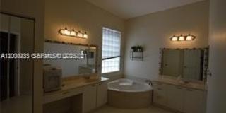 15590 NW 12th Ct Gallery 15
