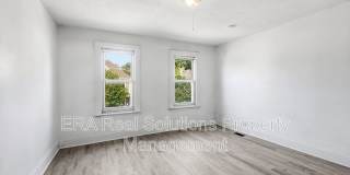 150 S Cypress Ave Gallery 25