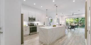 1121 SW 2nd Court Gallery 4
