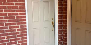 Beautiful 3 BR / 2.5 BA Townhouse for Rent Gallery 4