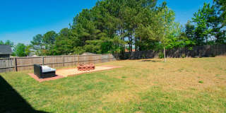 3 Bedroom 2.5 Bathroom with Large Fence Yard Gallery 26