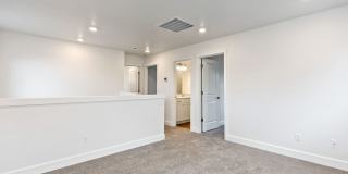 4 bedroom home in desirable neighborhood Gallery 20