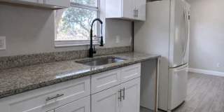 Beautifully Remodeled Lakefront Home – Move-In Ready! Gallery 7