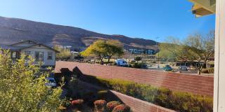 Beautifully renovated, cul-de-sac, Mesa Park adjacent home in Summerlin. Gallery 76