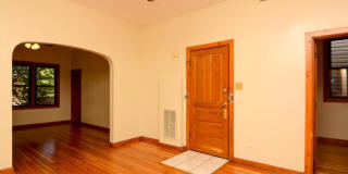 2823 Milwaukee Gallery 8