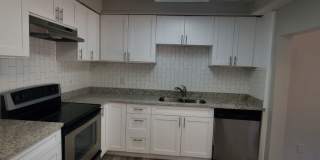 Large 3bdrm/2bath Home with garage & carport ** Lots of room** $2200.00** Gallery 29