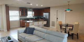 4165 13TH Lane NE Gallery 17