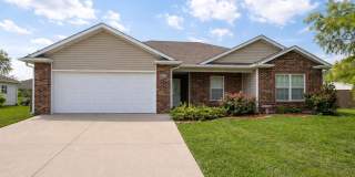Beautiful Ranch Home Gallery 1