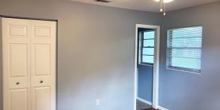 Lovely 3 Bedroom Home in Northwood - Fenced-in Yard Gallery 14