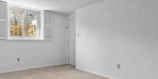 6352 Aurelia St Gallery 11