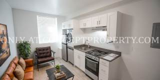 Beautifully Remodeled Apartment Home with Washer/Dryer in-Unit and Luxury Finishes! Gallery 12