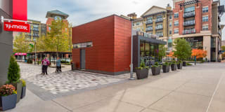1401 Joyce on Pentagon Row Gallery 39