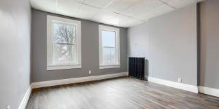 2533 W LOMBARD Street Gallery 23