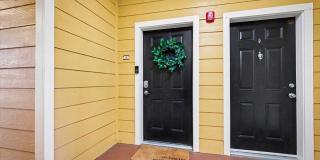 8539 GATE Parkway W Gallery 2