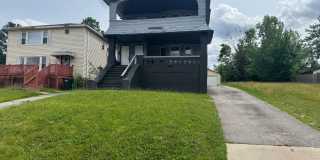 13302 Cranwood DR Garfield Heights, OH. 44105 Gallery 1