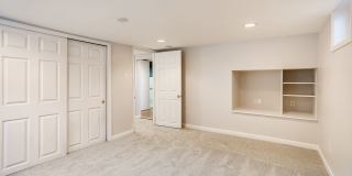 1246 Jackson Street Gallery 24