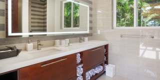 Diamond Head Villa: Luxury Gold Coast Retreat w/ Pool, Jacuzzi & Beach Access Gallery 15