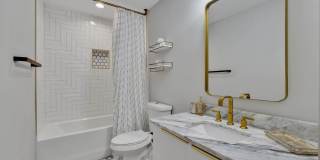 Gorgeous FULLY FURNISHED Home Just Off Charlotte Ave. Gallery 46