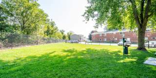 203 1/2 6th St Gallery 8