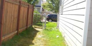 Pet Friendly 3 Bedroom 2 Bathroom Duplex Gallery 5