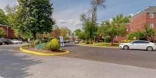 Hillcrest Village Apartments Gallery 5