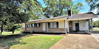 HOUSE FOR RENT - DECATUR Gallery 1