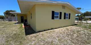 Welcome to 2154 Inner Cass, your ideal 2/1 home in Sarasota Gallery 25