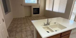 4 bedroom 2 bath house for rent Gallery 4