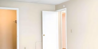 1077 Van Dyke Street - 305 Gallery 9