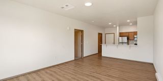 1123 E Hastings Gallery 14