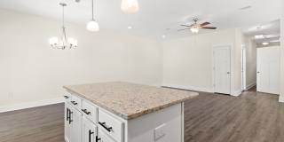 Beautifully Upgraded 3B/2.5B  Tuscan Village Townhome near Destin Harbor, Bay, and Beaches Gallery 25