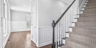 74 Seaview Avenue Gallery 24