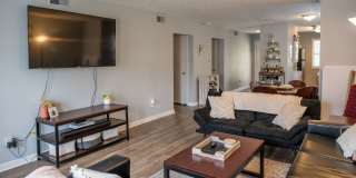 Yugo Lexington Campus Court Gallery 27