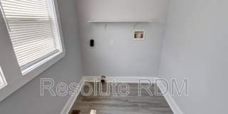 743 Cottage Avenue Gallery 17