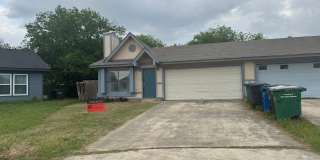Beautiful and Stylish 3 bedroom & 2 bathroom Gallery 1