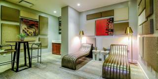 Berkshire Riverview Gallery 23