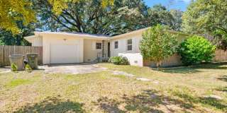3 Bed 1 Bath Home near Osceola Golf Course Gallery 1