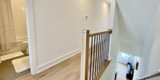 629 N Queen Street Gallery 27