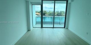 9221 E Bay Harbor Dr Gallery 12