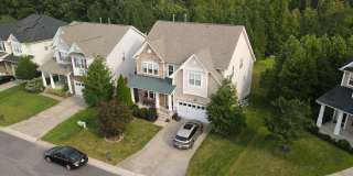Welcoming 5 Bedroom Home with Versatile Spaces in Durham Gallery 35