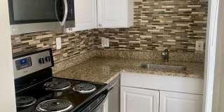 32 Hinckley Gallery 1