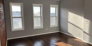 1001 LIGHT Street Gallery 3
