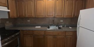 1349 Franklin Ave Gallery 1