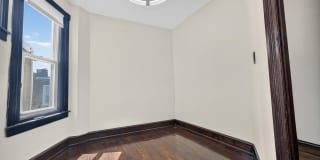 5452 CATHARINE Street Gallery 23